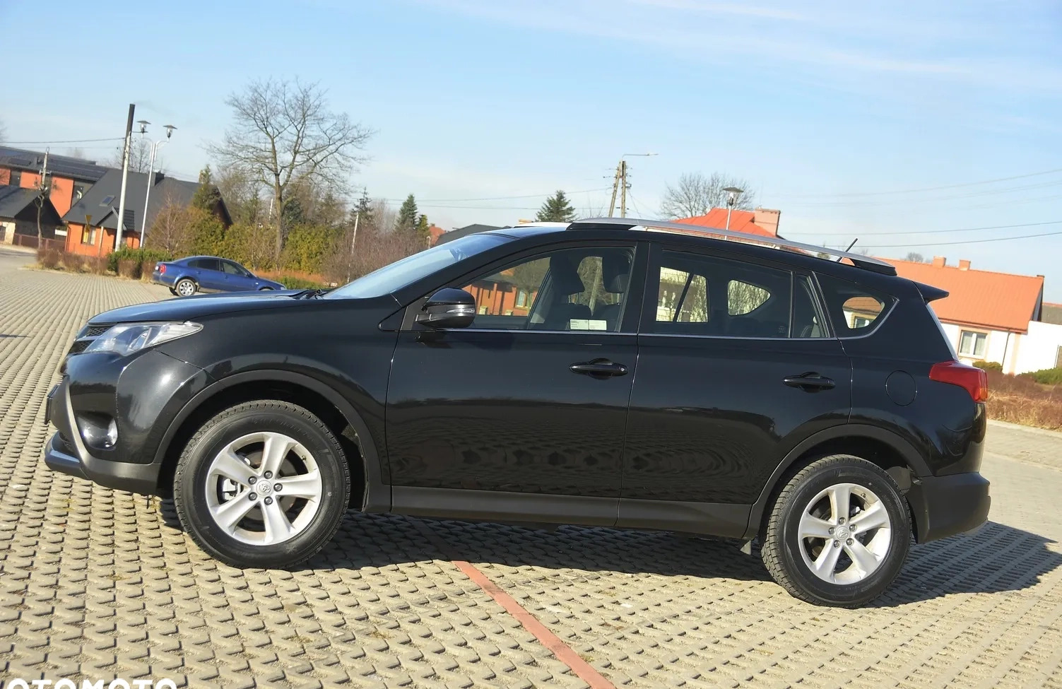 Toyota RAV4 cena 57000 przebieg: 191000, rok produkcji 2013 z Daleszyce małe 667